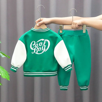 2pcs Boy's "Handsome" "CoolBoy" Print Varsity Jacket Outfit